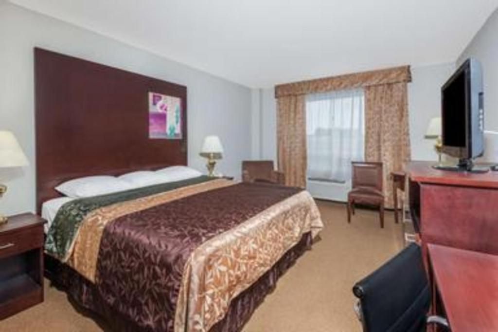 Super 8 By Wyndham Innisfail Εξωτερικό φωτογραφία